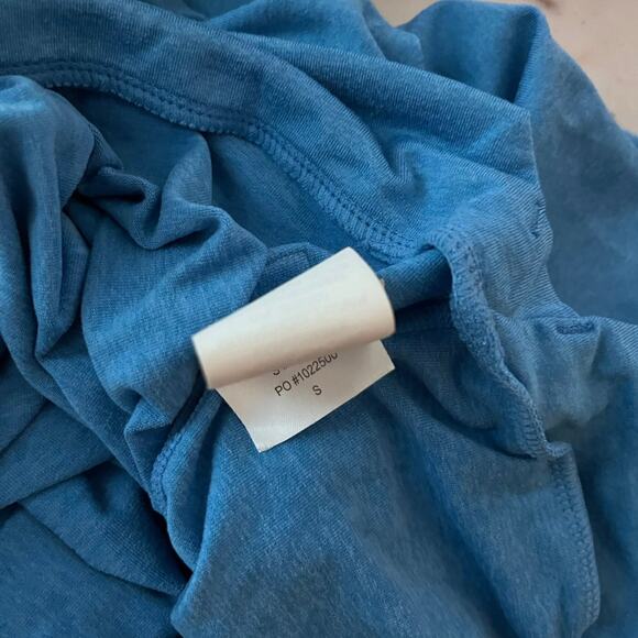 Vuori Halo Essentials Hoodie Sweatshirt Long Sleeve Dreamknit Pullover Baltic S - Picture 7 of 8